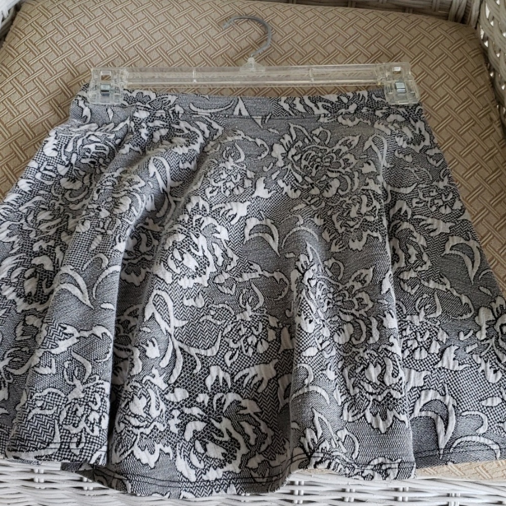 Full skirt